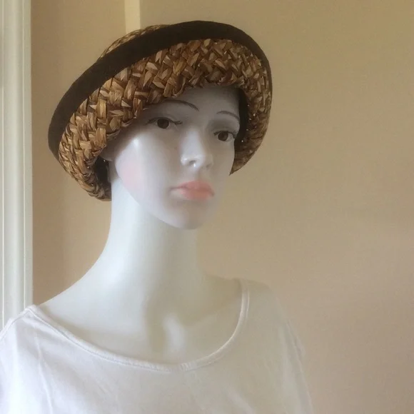 Straw bucket hat - Picture 3 of 9